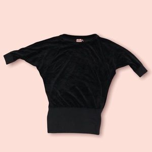 Juicy Couture 3/4 sleeve Black sweatshirt size Small